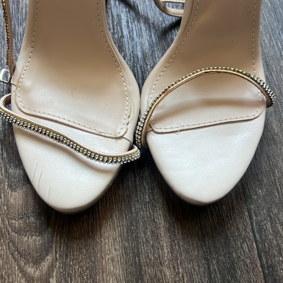 Meshki Hailey Patent Strap Heel - Picture 2 of 7